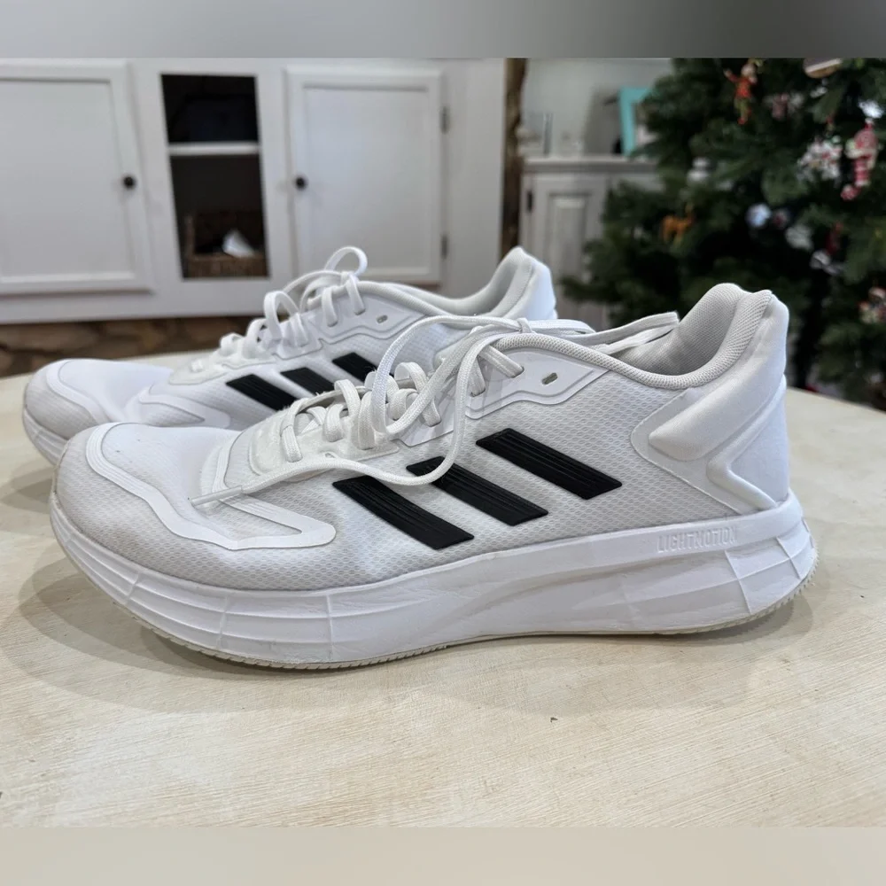 Men’s Adidas Tennis Shoes - Picture 1 of 9